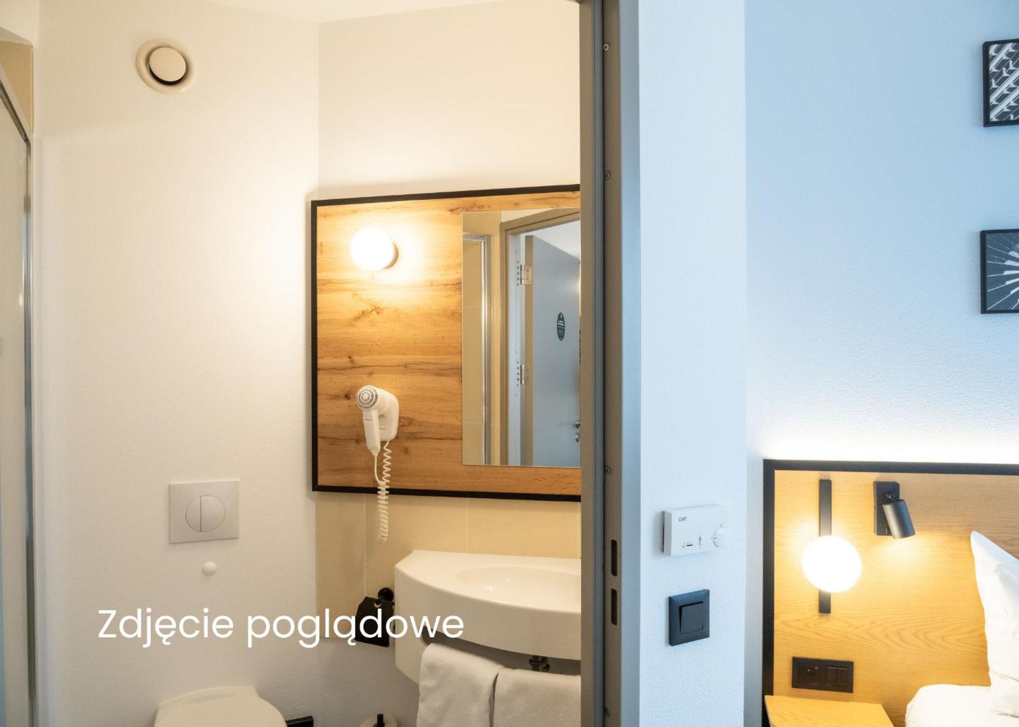 B&B Hotel Torun Luaran gambar